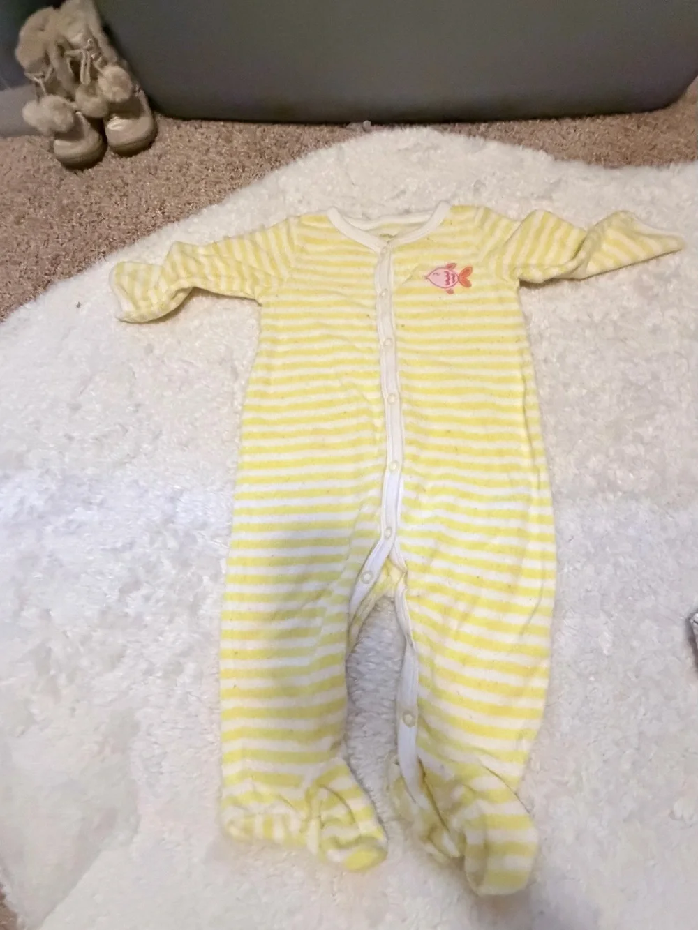 Carters Baby Girls' 10-Piece Everyday Essentials Bundle size 6-9 months